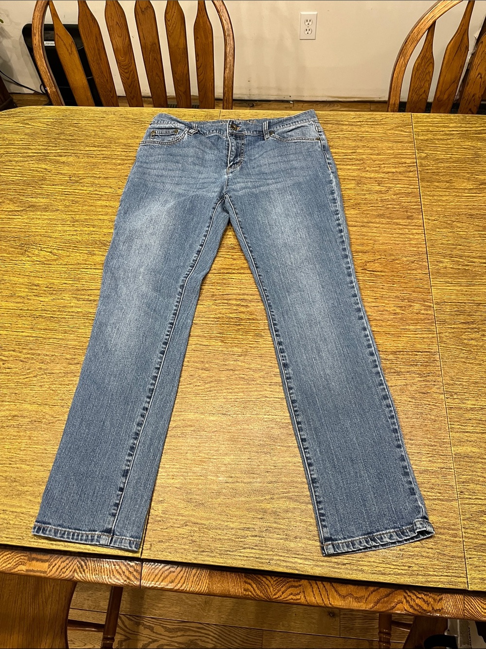 Ralph Lauren Women's Straight Leg Jeans in Light Blue
